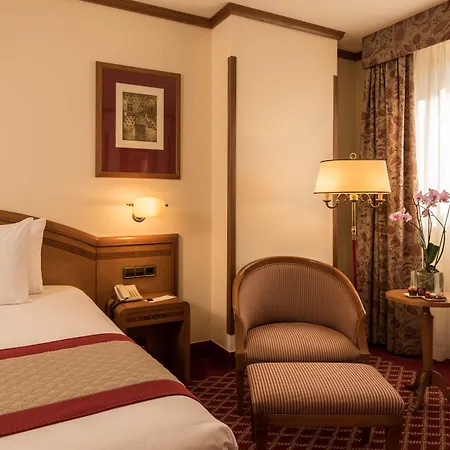 Eurostars Claras Hotel