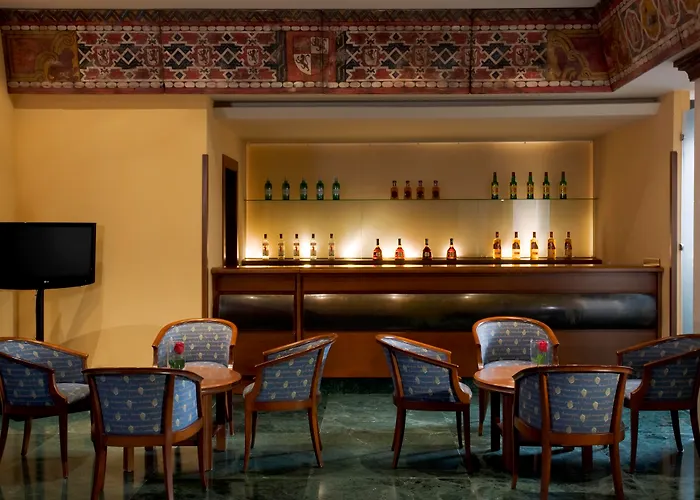 유로스타 클라라스 호텔 4*