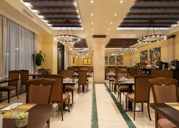 유로스타 클라라스 호텔 4*