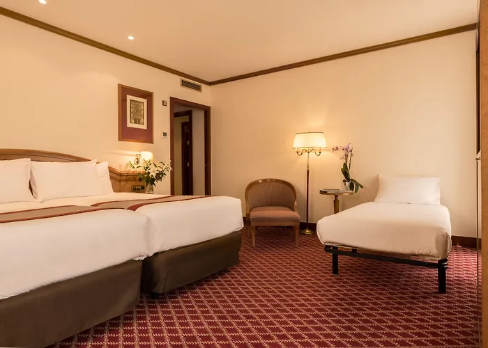 Hotel Eurostars Claras 4*