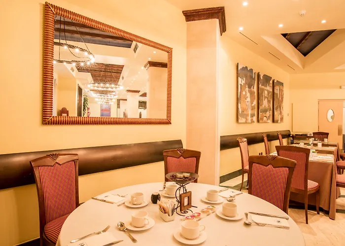 유로스타 클라라스 호텔